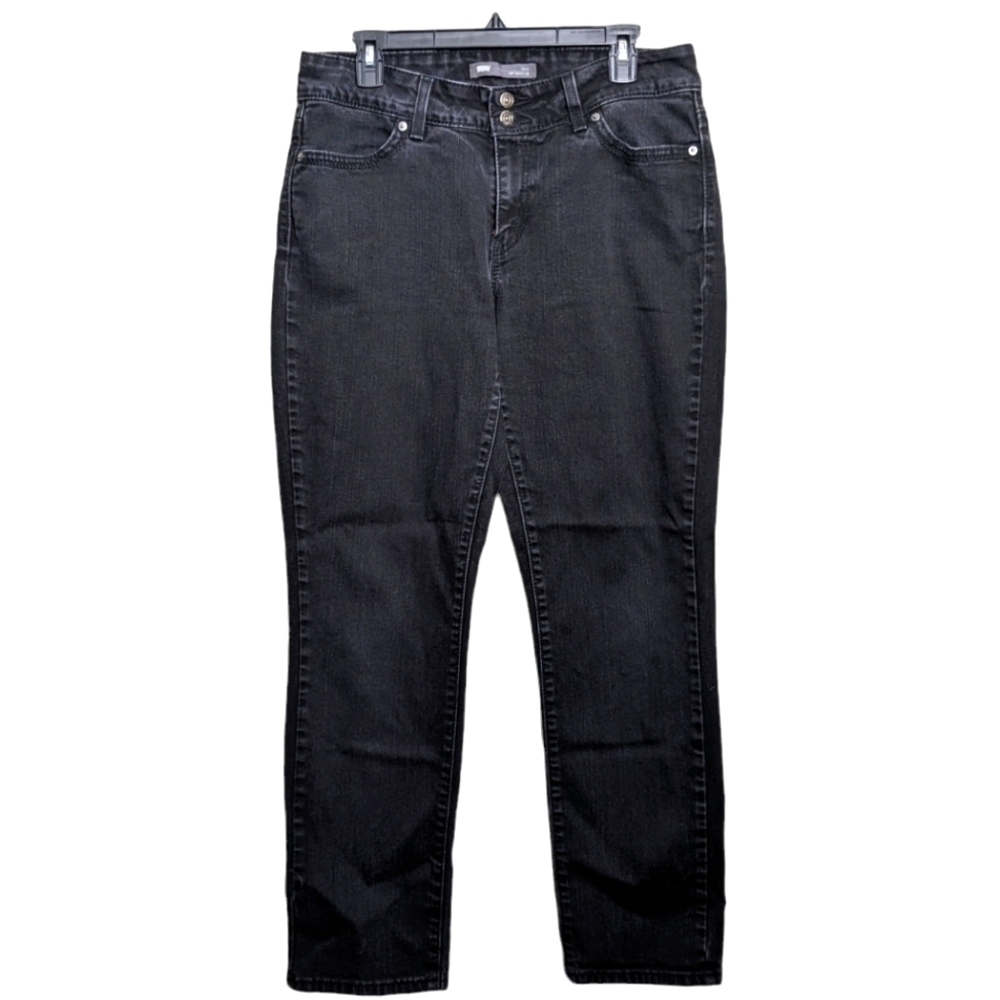 Levi Strauss Vintage Retro Black Denim Jeans Curvy Skinny Leg Rare Closet Staple